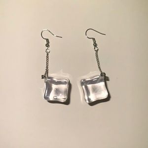 Icecube Earrings.